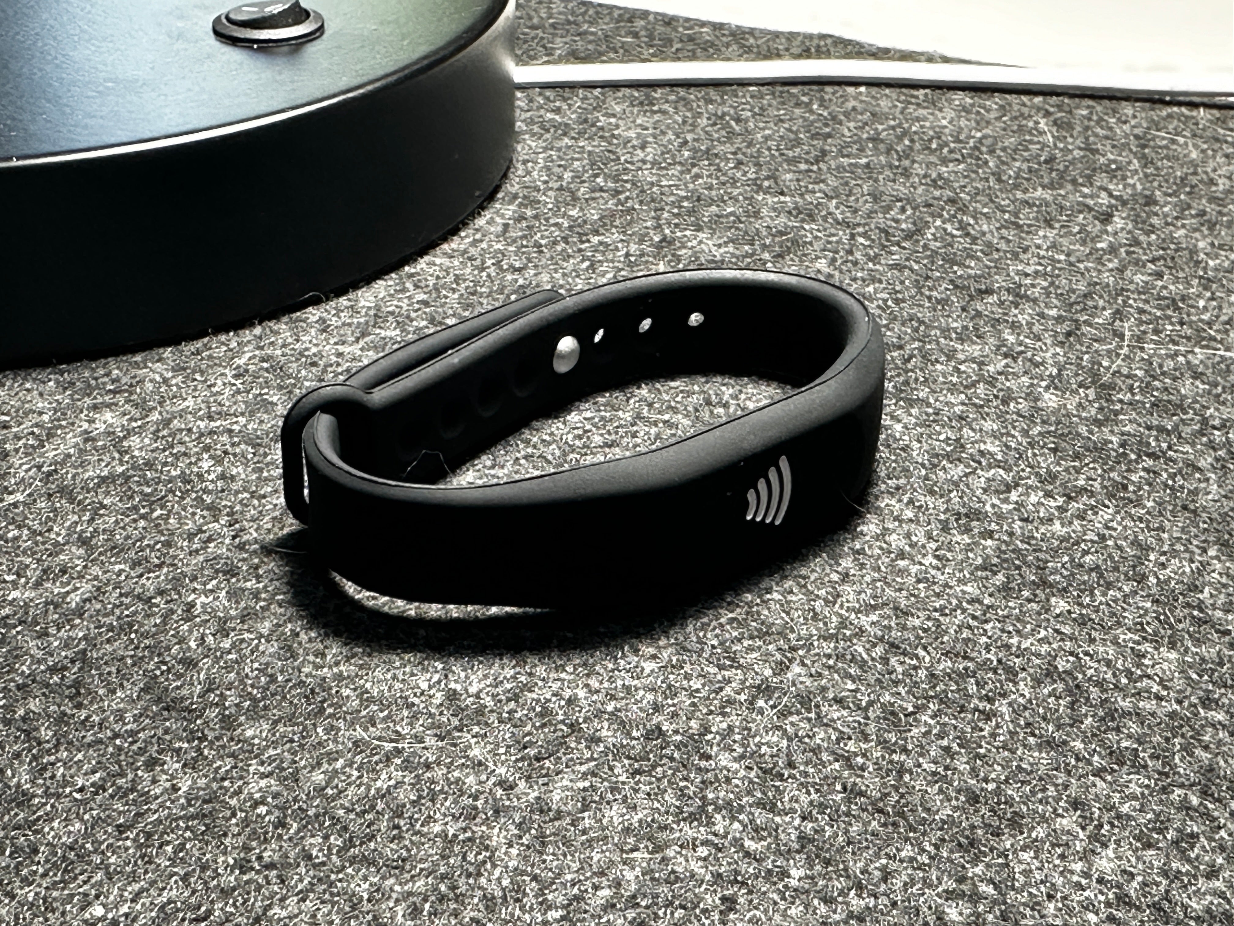 Silicone Minimalist Tap Wristband