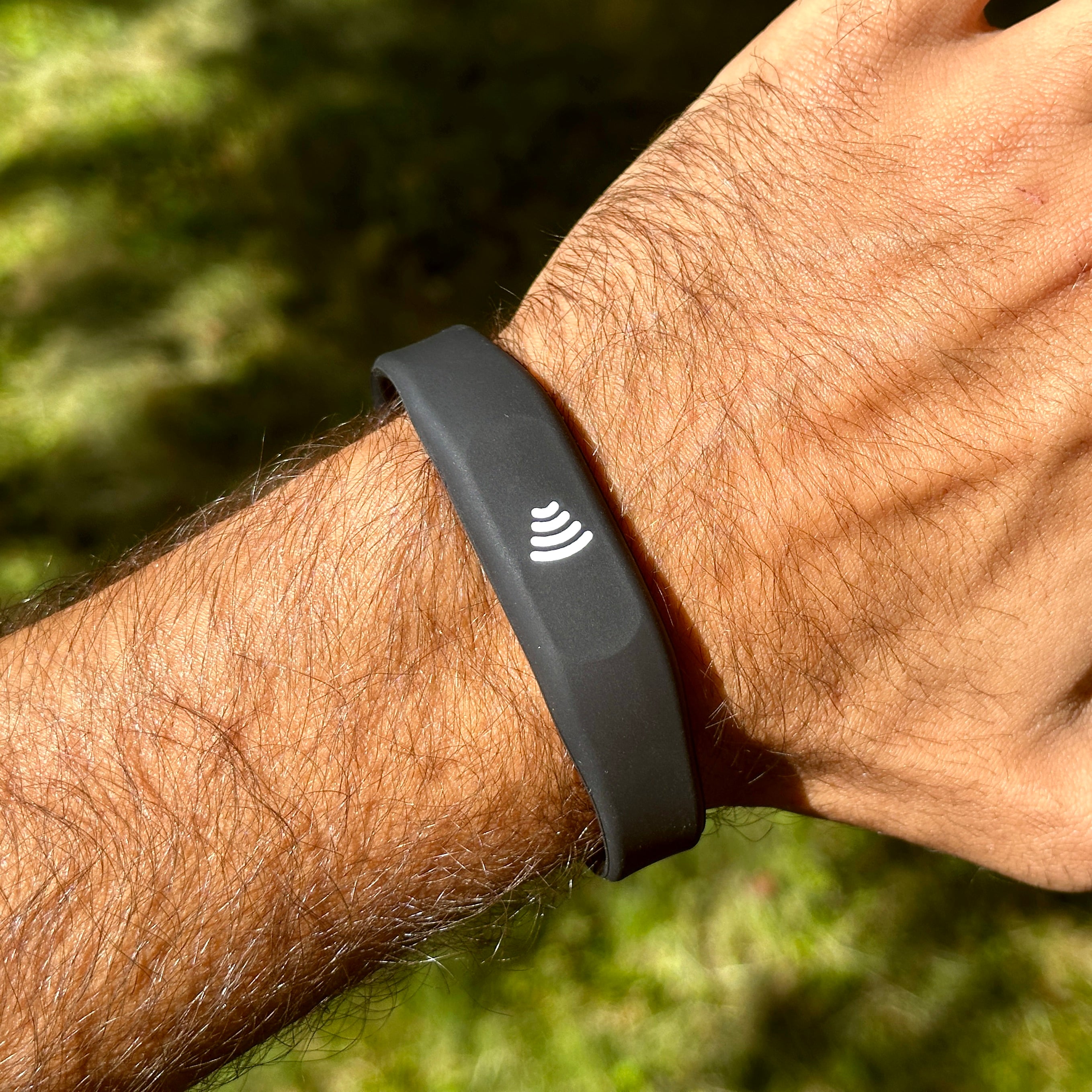 Silicone Minimalist Tap Wristband