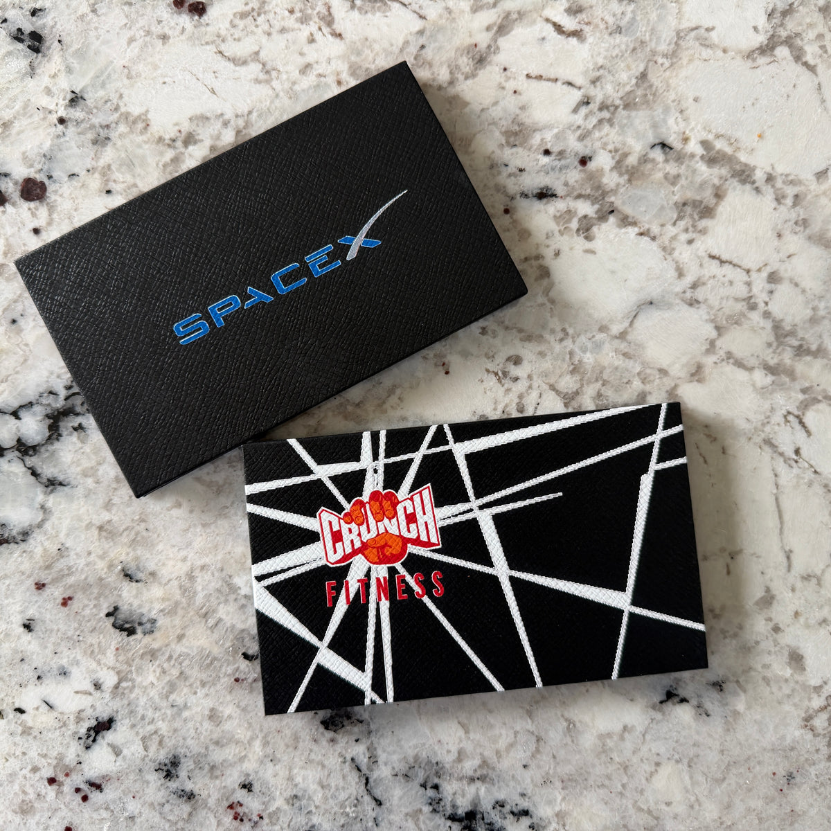 Custom magnetic gift box for Tap cards, gift cards and ID badges