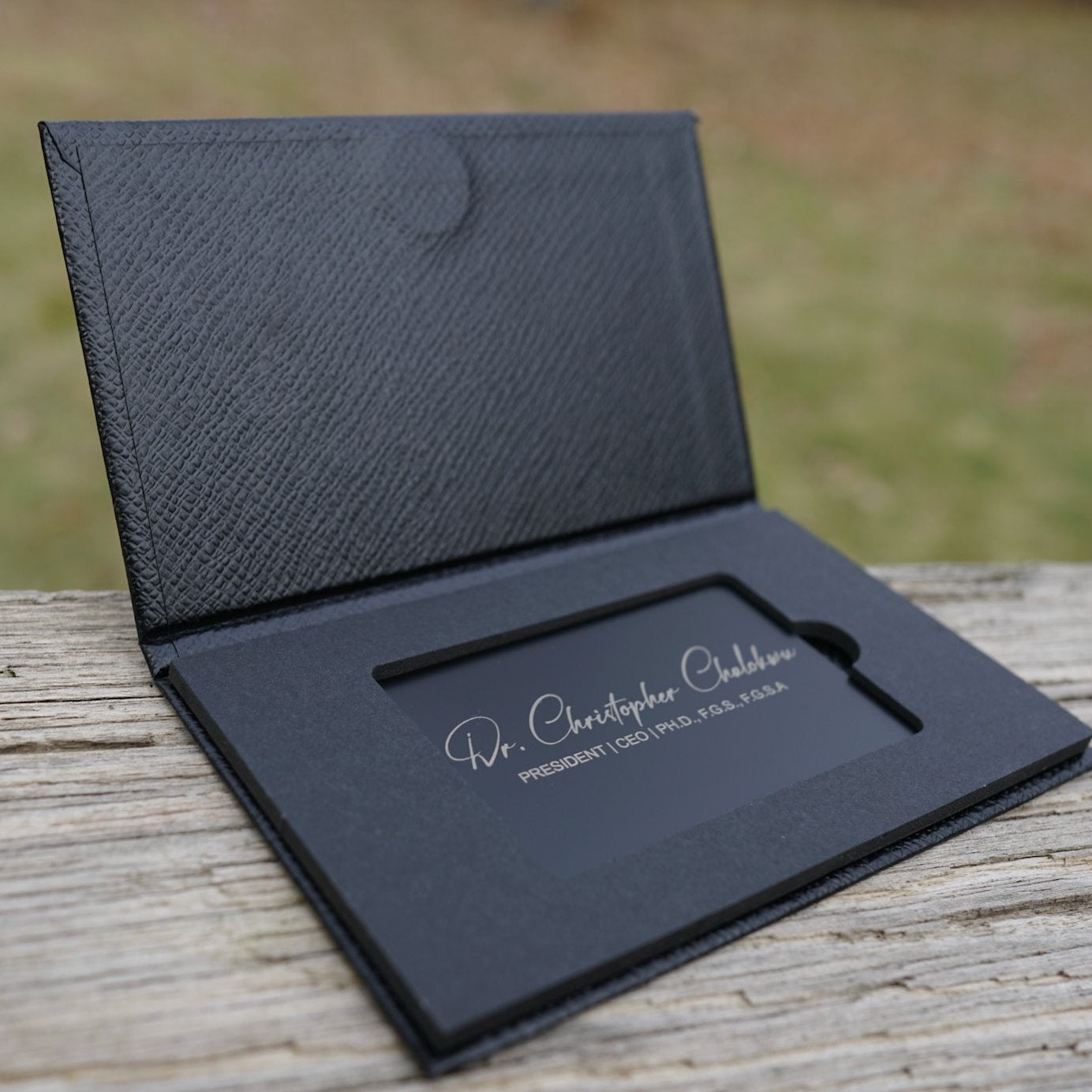 Magnetic Gift Box - Tap Tag