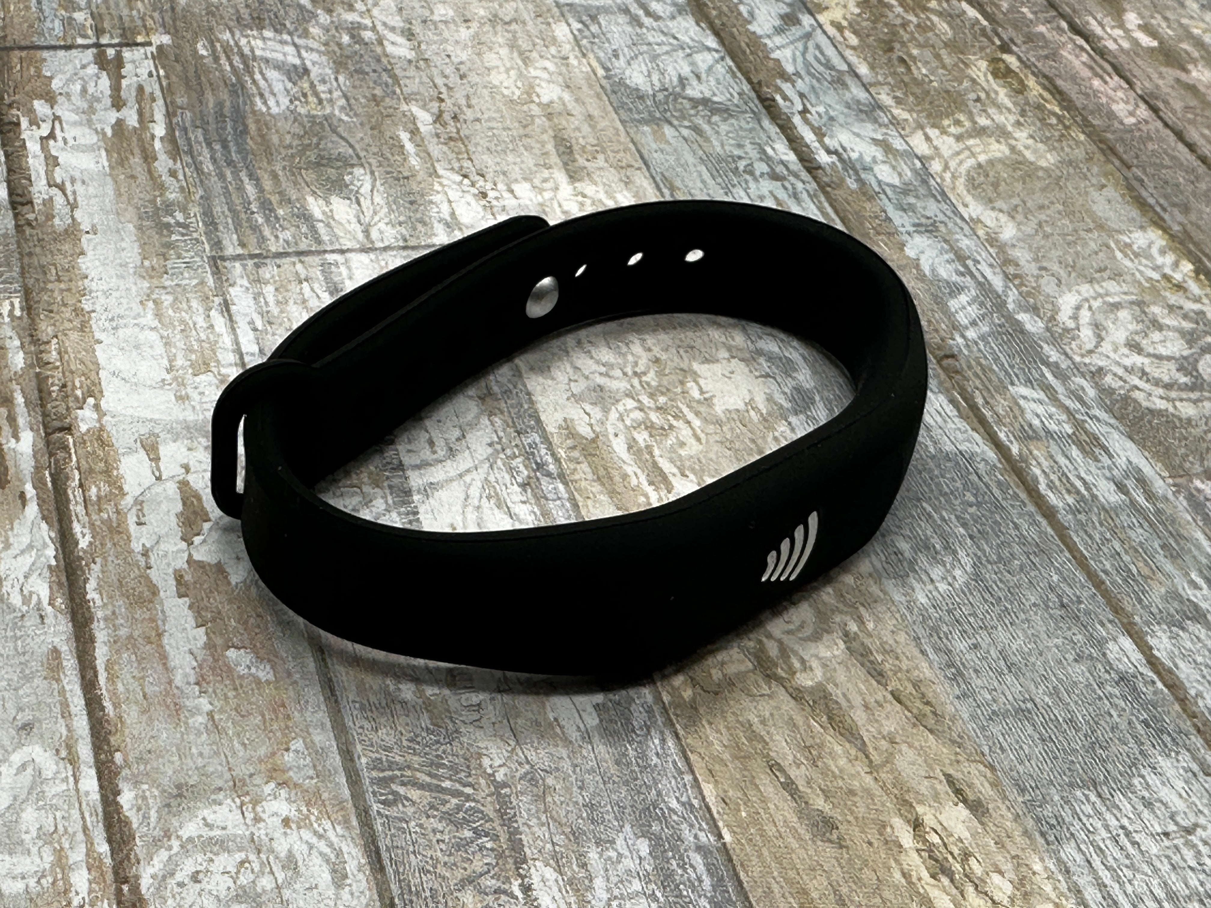 Tap Tag NFC Bracelet, Minimalist Tap Silicone wristband