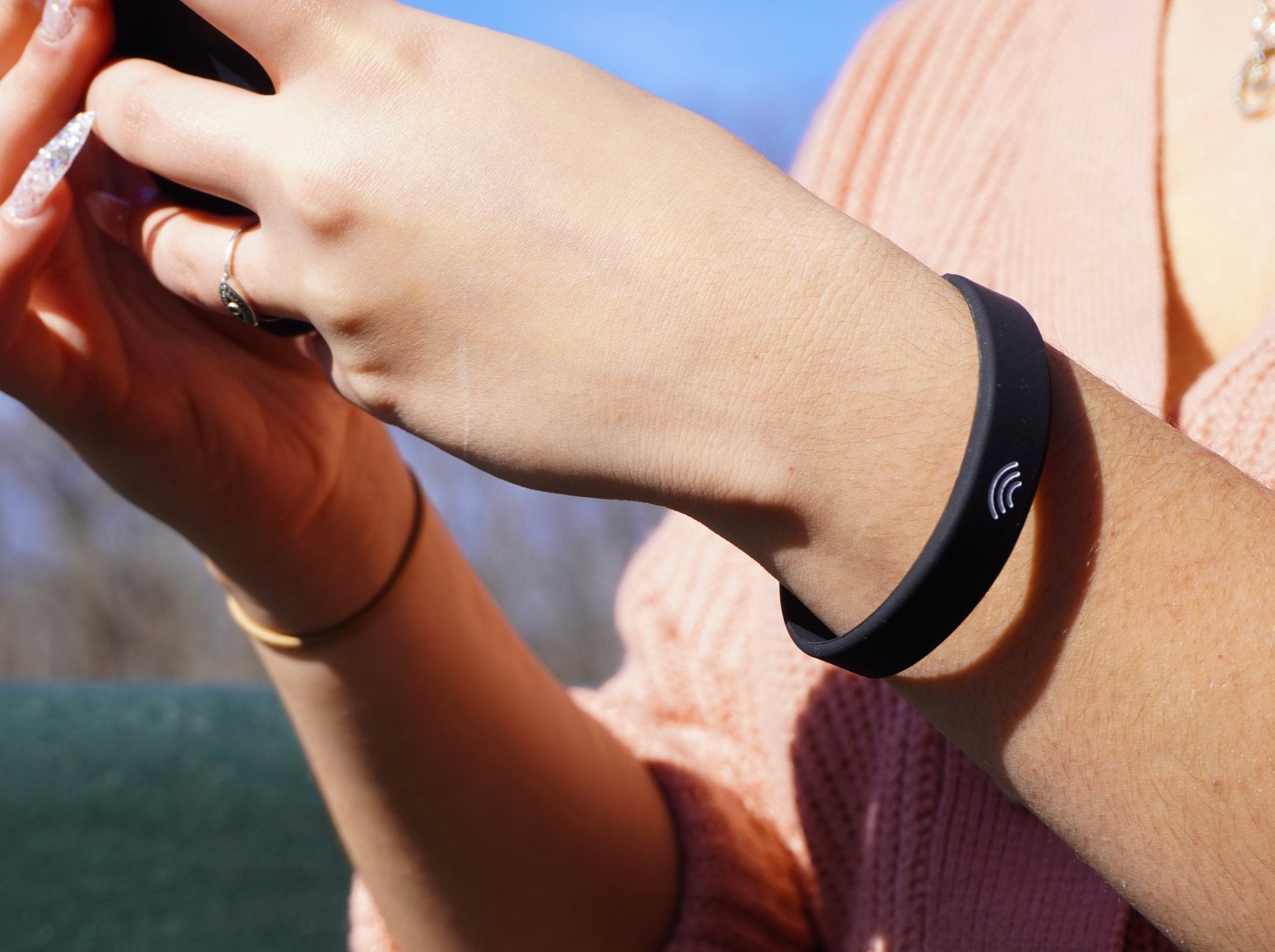 Silicone Minimalist NFC Wristband - Tap Tag