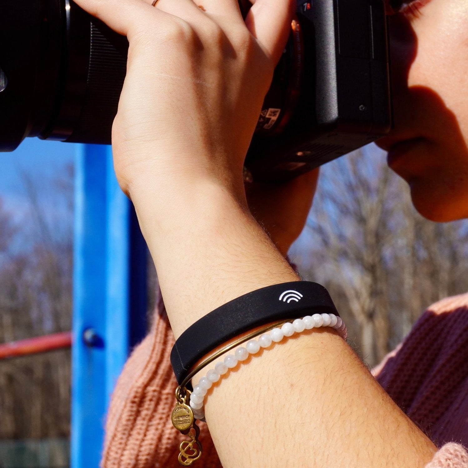 Silicone Minimalist NFC Wristband - tap bracelet. Wear on your wrist and share your contact with a tap. Waterproof and comfortable tap arm band. 